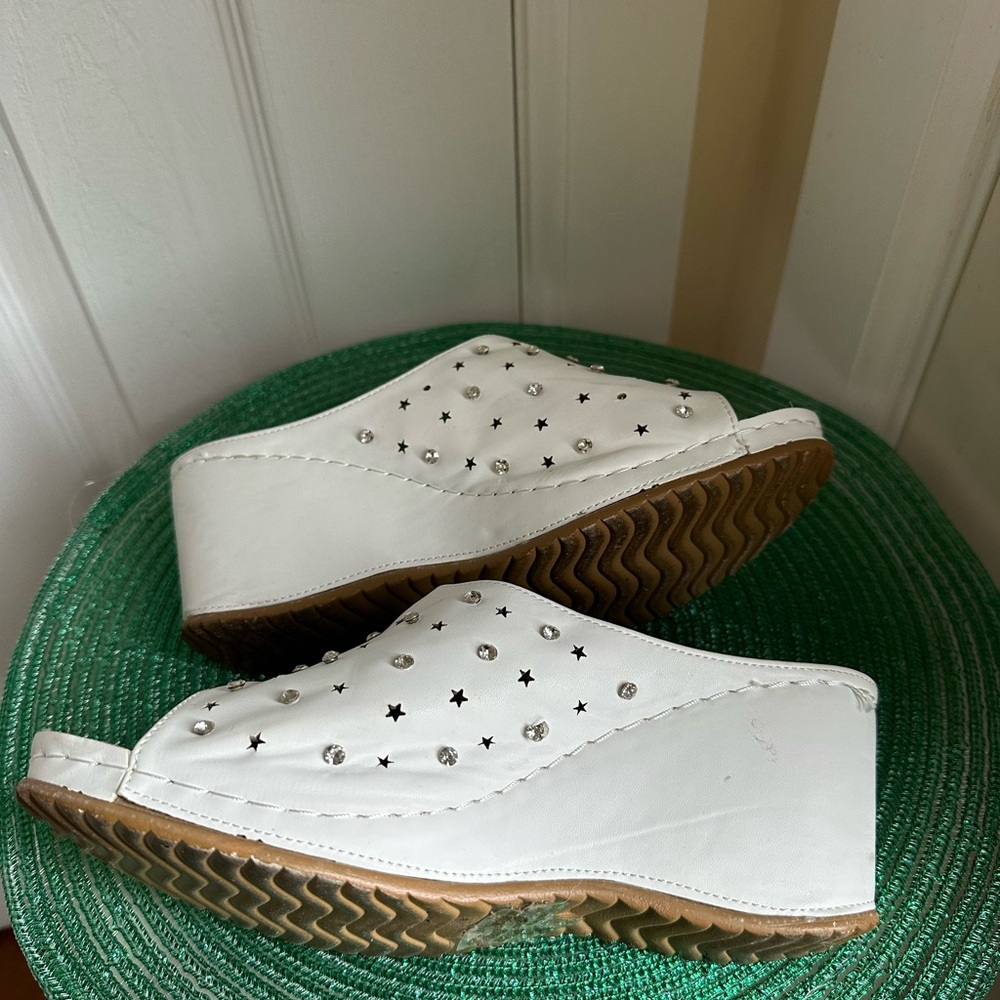 Atalina White Star Rhinestone Platform Wedge - Picture 10 of 12